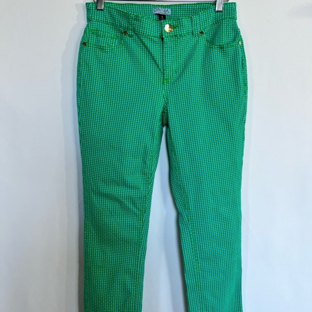 Cynthia Rowley Printed Green / White Stretch Capris with Gold Hardware Size 4